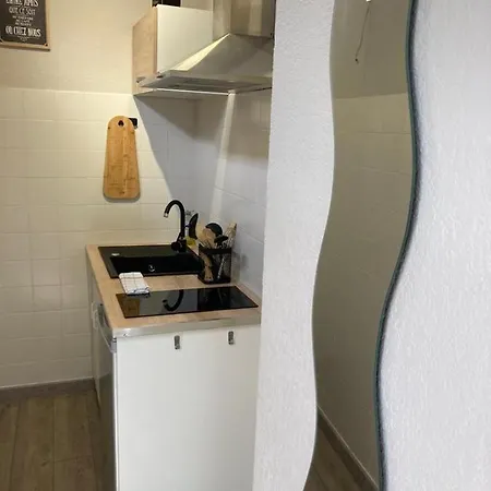 Calme Et Bien Situe Тарб