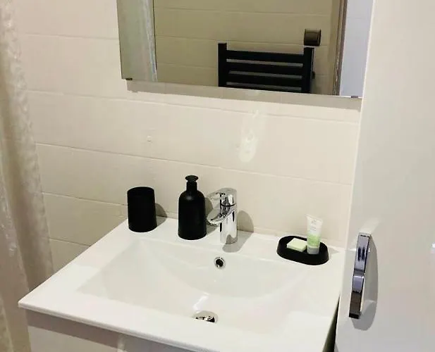 Calme Et Bien Situe Lägenhet