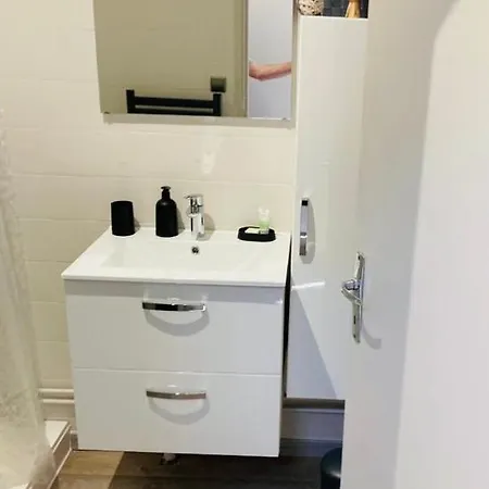 Calme Et Bien Situé Appartamento Tarbes