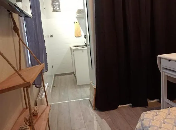 شقة Calme Et Bien Situe تارْب