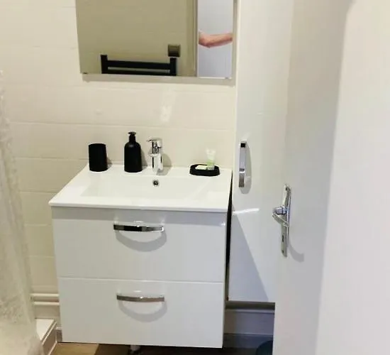 Calme Et Bien Situe Daire Tarbes